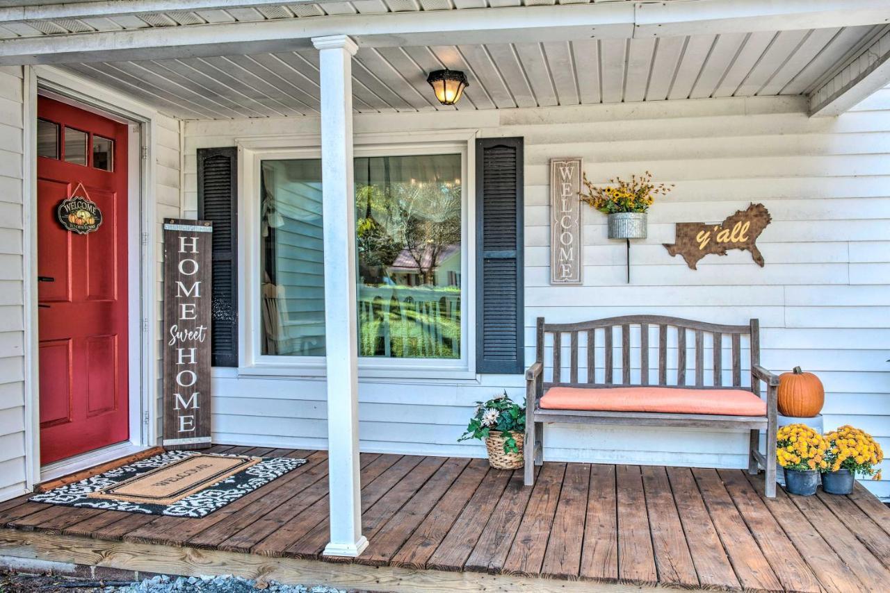 Peaceful Renovated Home With Deck On Half Acre! Asheboro Exterior foto