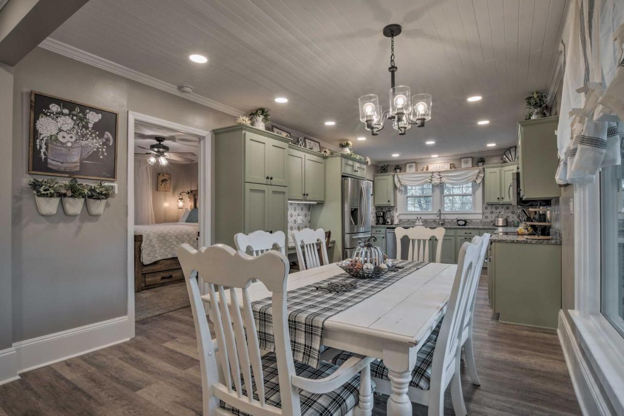 Peaceful Renovated Home With Deck On Half Acre! Asheboro Exterior foto