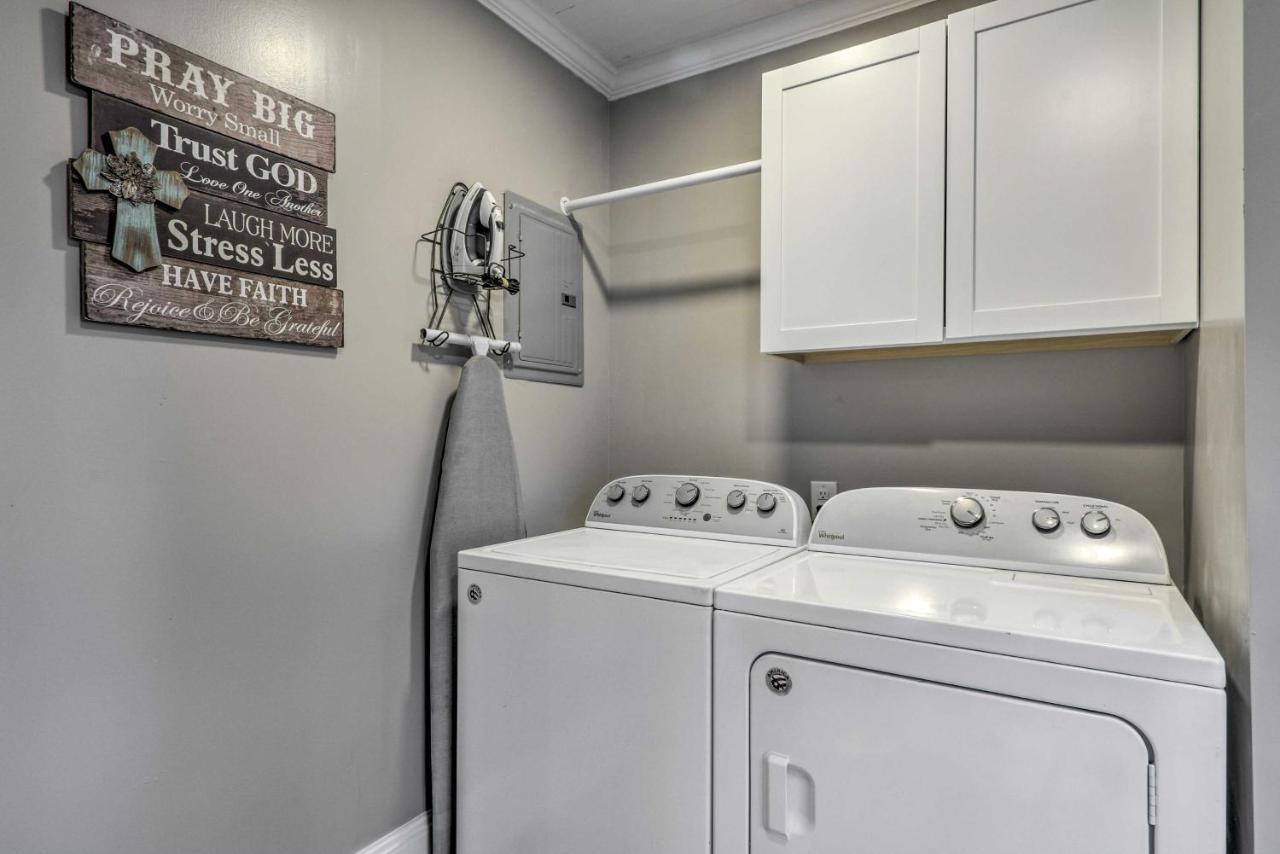 Peaceful Renovated Home With Deck On Half Acre! Asheboro Exterior foto